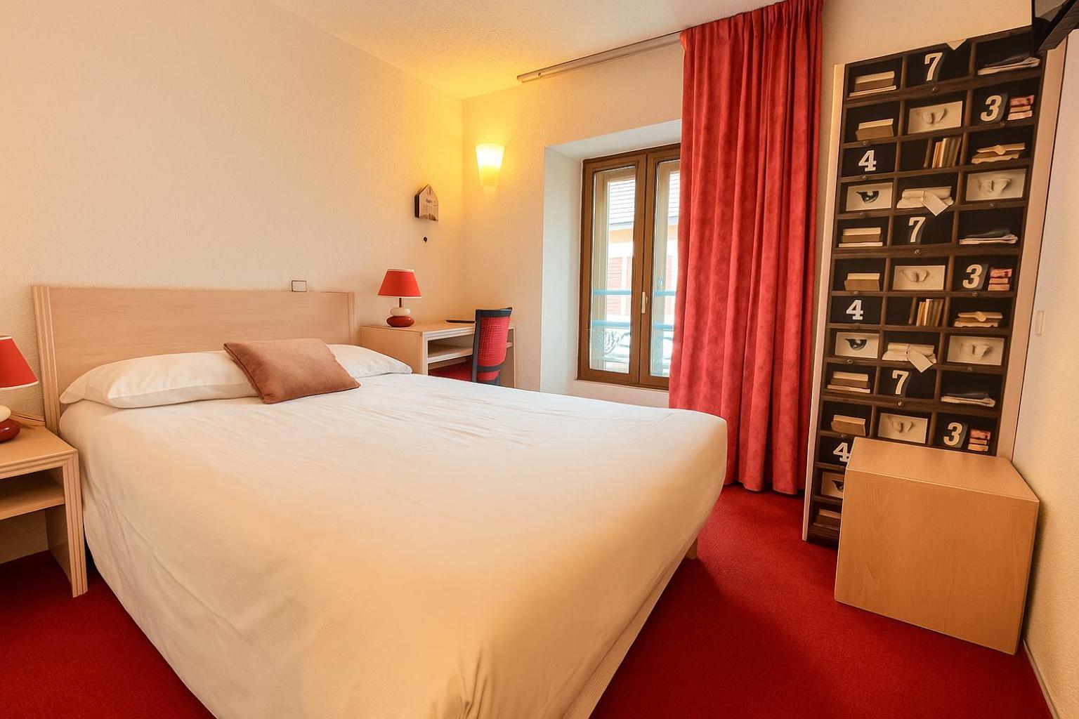 De Genève , Faverges-seythenex 74210, Haute Savoie Hotel 2*