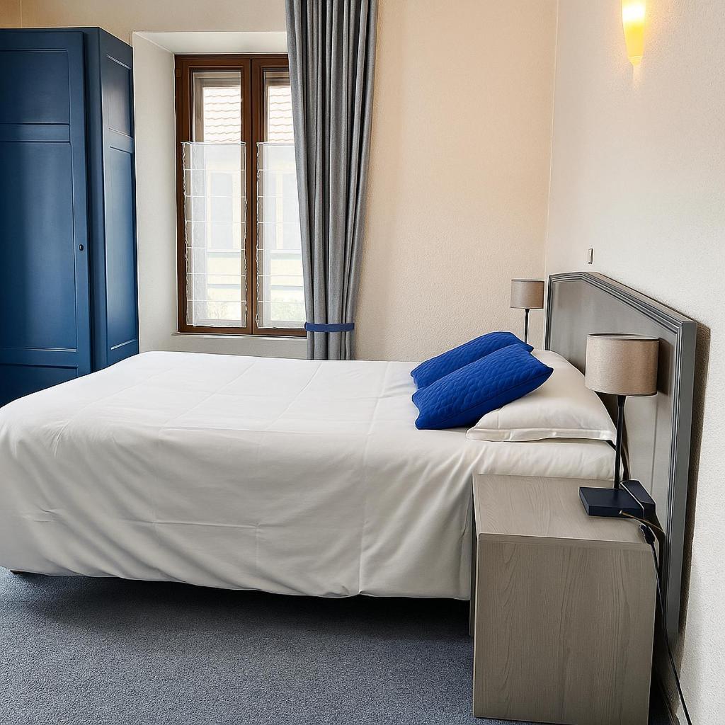 Hotel De Genève , Faverges-seythenex 74210, Haute Savoie 2*