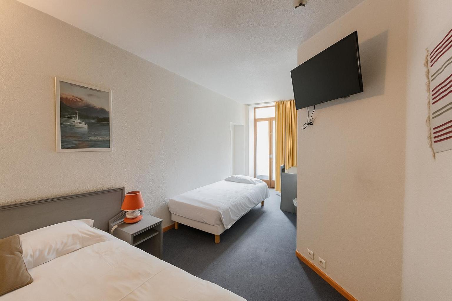 De Genève , Faverges-seythenex 74210, Haute Savoie 2* Faverges