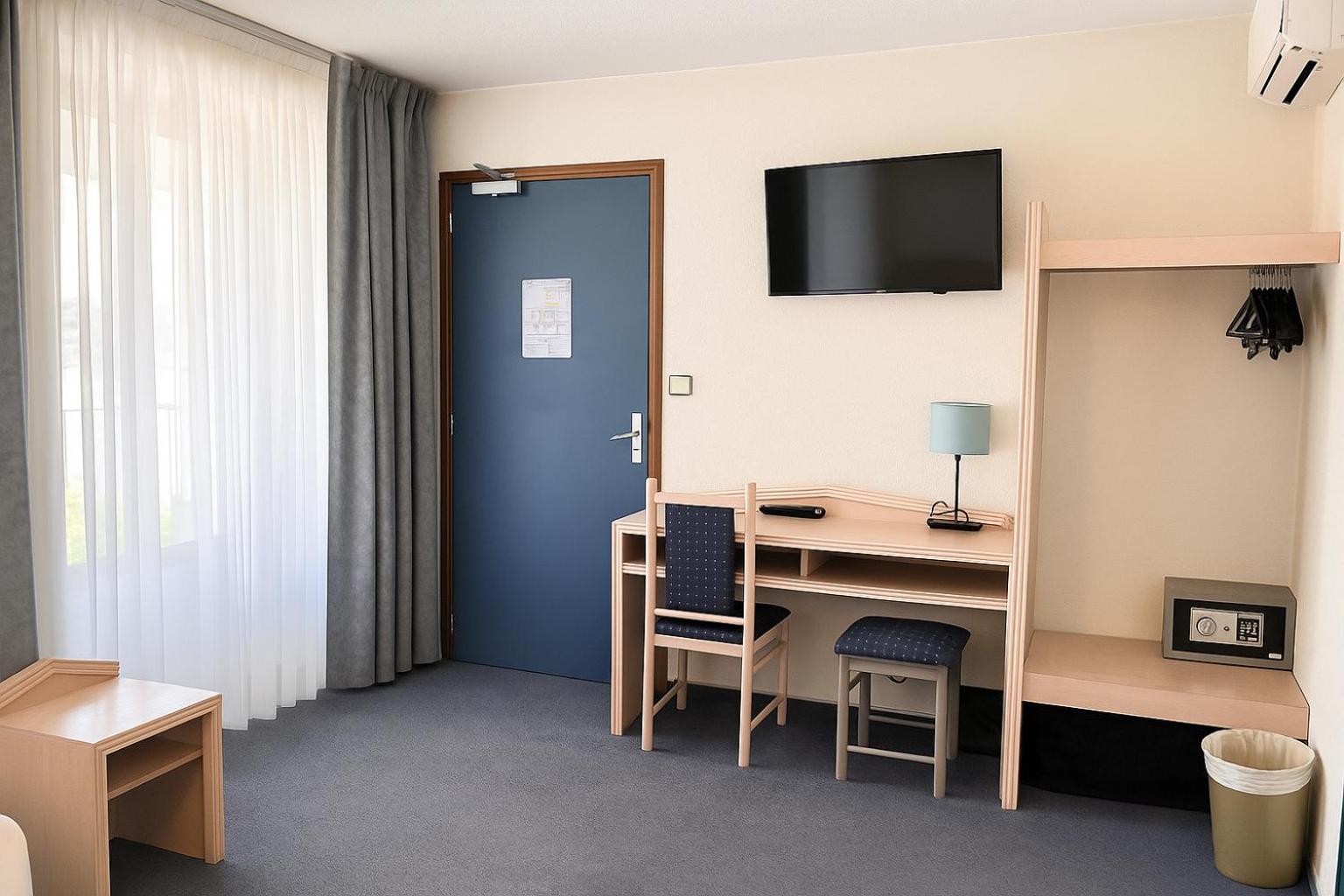 De Genève , Faverges-seythenex 74210, Haute Savoie Hotel Faverges